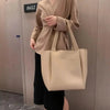 Dazzling women's Bag With Large Capacity, High Quality Shoulder Bags PU Leather Shoulder Bags For Ladies Gifts by Stevvex