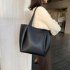 Dazzling women's Bag With Large Capacity, High Quality Shoulder Bags PU Leather Shoulder Bags For Ladies Gifts by Stevvex